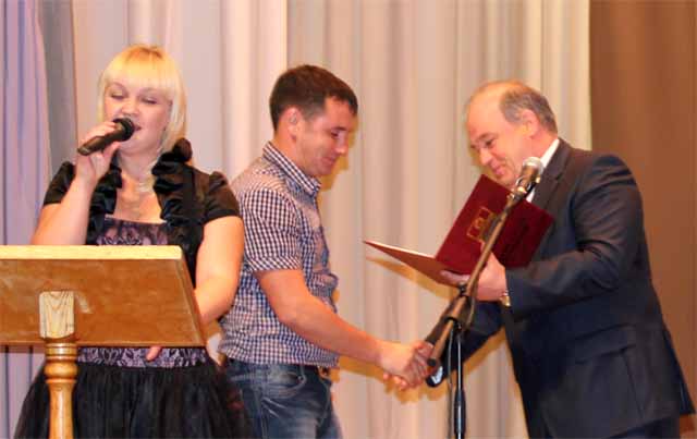 Вручение почетных грамот Главы Сергиевского района